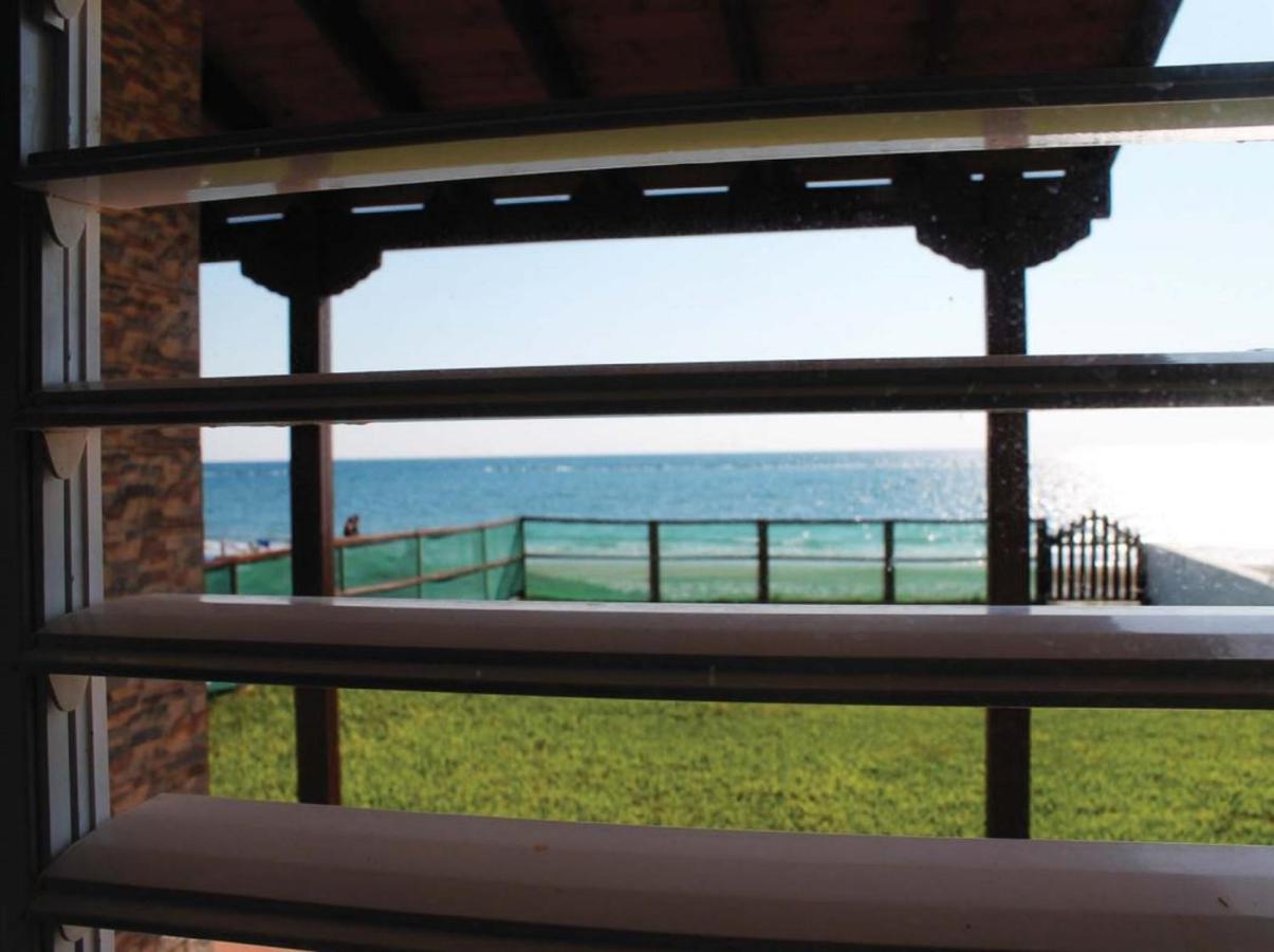 Panorama Beach House, 5 Meters To The Sea 皮尔瓦利亚 外观 照片
